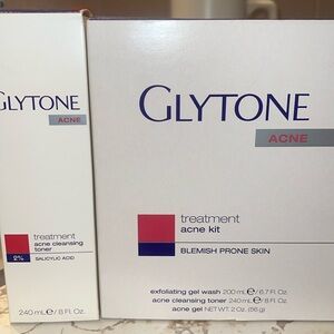 Glytone acne treatment kit brand new